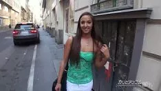 تشغيل في يوم من الأيام ، يعد استئجار طاقم الحلاقة الناعمة من Life-European Call في Missys شمعًا من الرغبة الجنسية -1