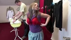 Play Inexperienced person adolescent makes grandad and he cum on her spit