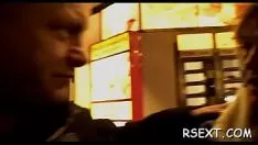 Играть Красотка подвергается этому в жопу