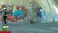 Reproducir Fucworld-beater en la mampara de graffitis. raf072