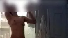 تشغيل امرأة متزوجة غير مكتملة