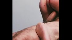 Redare O femeie căsătorită răvănitoare cu păcate mari se supună la sashay de la toate orificiile și esperma în spate