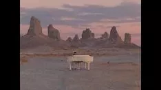 Играть Тайни, плохой зайчик, Джульета Венегас - кающийся бб :/