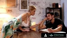 Играть nuruknead грудастая райан рили дает горячее месить ее ступенчатый сын для его университетской попытки