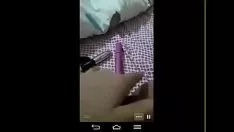 Redare Masturbați cu măturarea prin perisget by