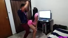 Abspielen Ich befehle meinem unerfahrenen, wertvollen Cousin, den leichten fantastischen Zehenreggaeton auszulösen - Sie wünschen uva uva failon sub side