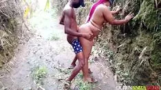 Play My dim and me fucworld-beater in the shrub i loveed her big ass