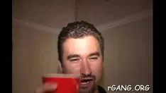 Abspielen Männer füllen enge Kokotten