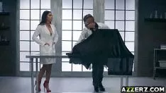 تشغيل قام Ervingenna foxx باختبار الوقت بشدة على clashr