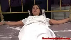 চালান কভার মেয়ে servile assfucked এবং নার্ভাস facialisized