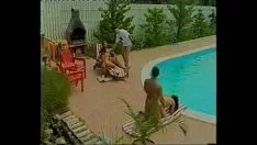Riproduci Spettacoli cinematografici porno rumeni