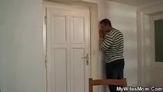 تشغيل Wtf هو التزلج هنا ، أمي ؟؟!