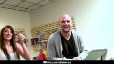 चलाएँ 20 में नकदी के लिए पीपिंग टॉम सेक्स