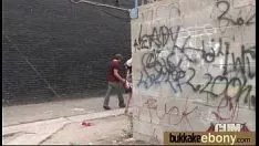 Jouer Ébène Dans Un Bukkake Brobdingnagian 13