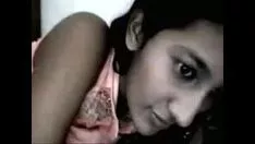 চালান ওয়েবক্যামে একা ভারতীয় শিশু তার মাই দেখছে - releasehotcams.eu