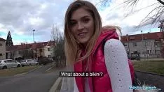 Afspelen Bevolking federaal agent Rhiannon Ryder geneukt onder een brug over