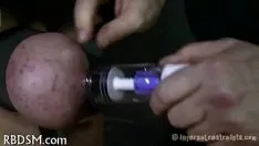 Oynat Anormal t. bebeğin kedi yavrusu